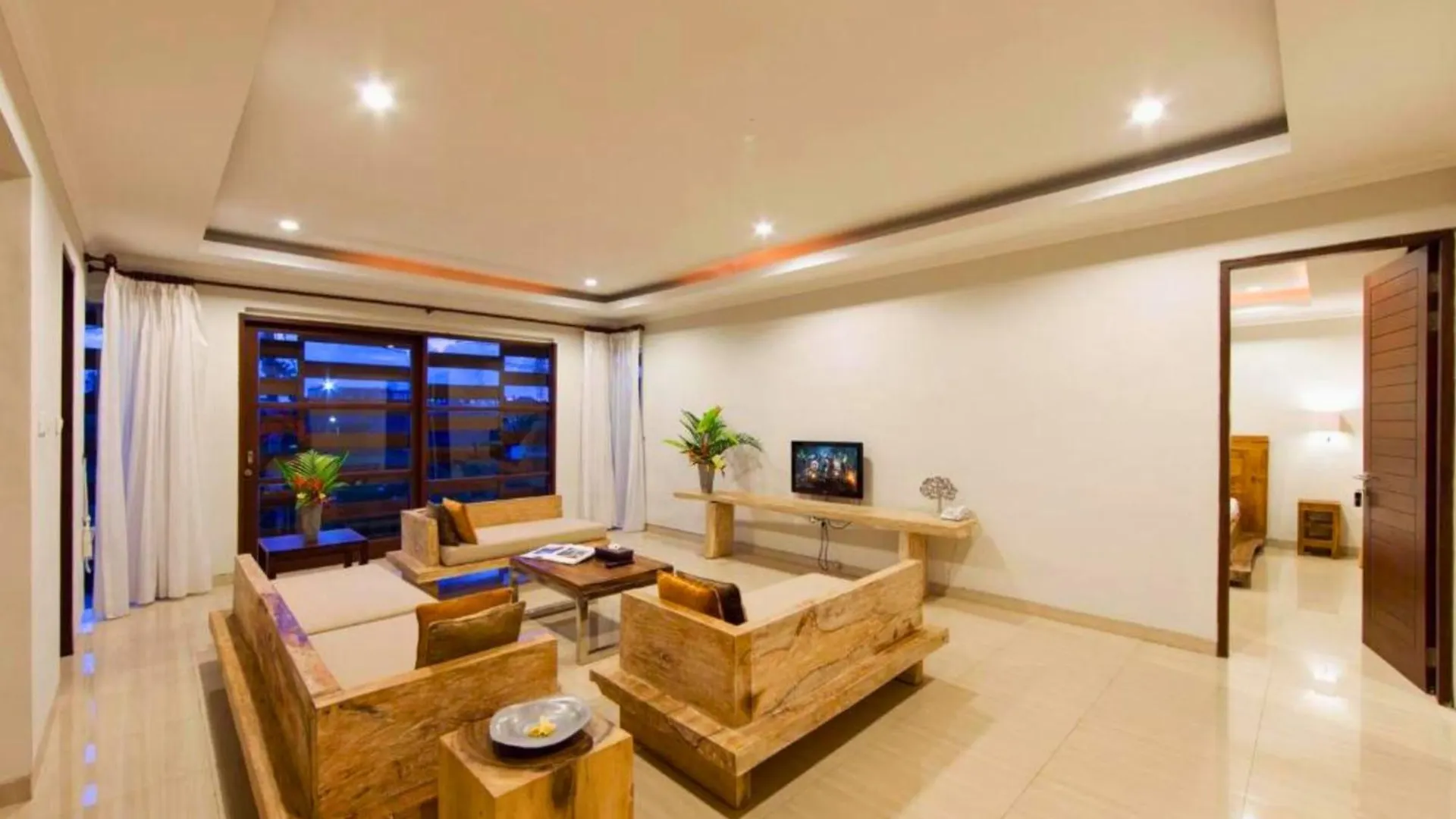 Divija 2 Bedroom Private Pool Villa Zn228 Seminyak