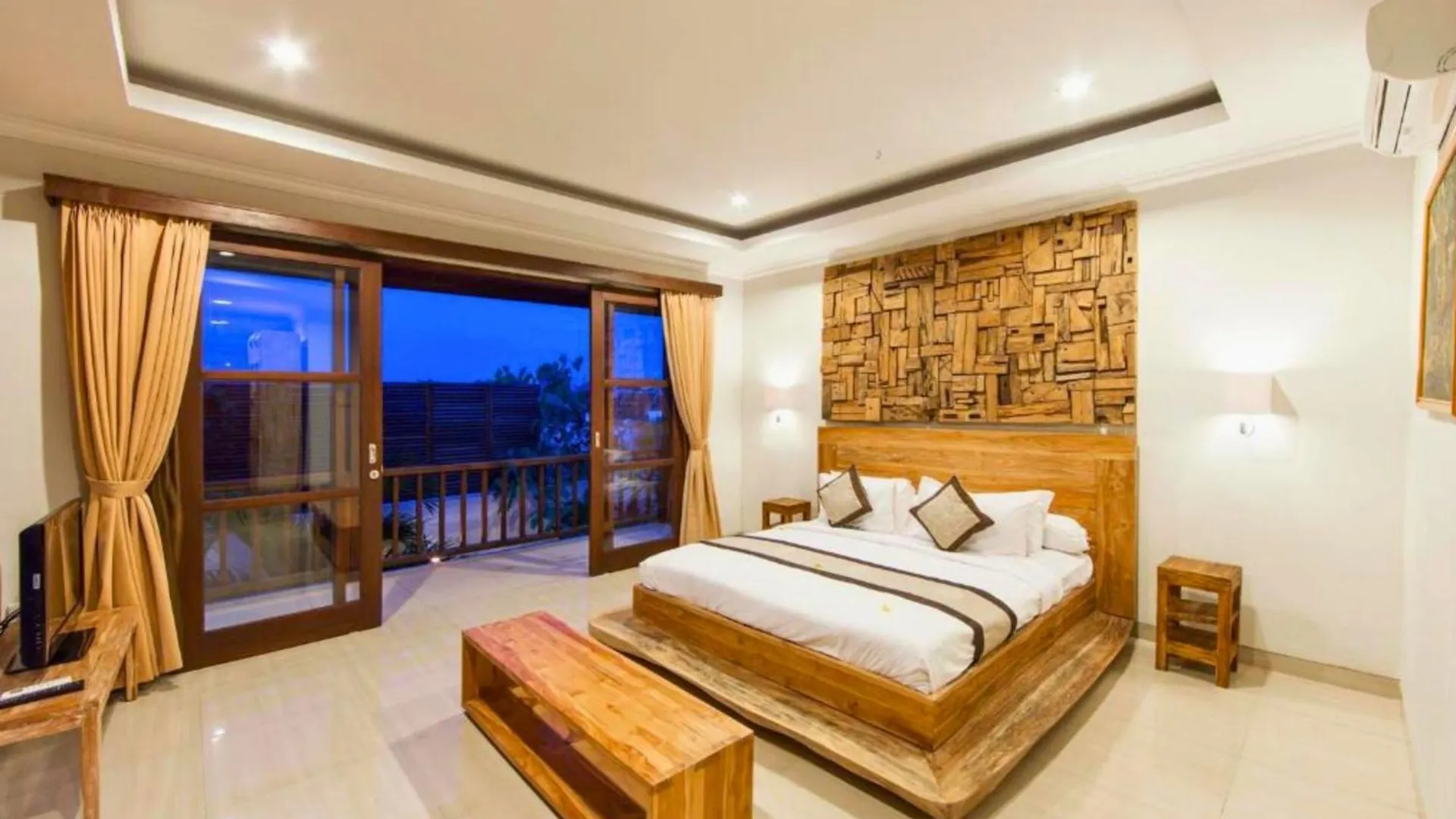 Divija 2 Bedroom Private Pool Villa Zn228 Seminyak   Seminyak (Bali)